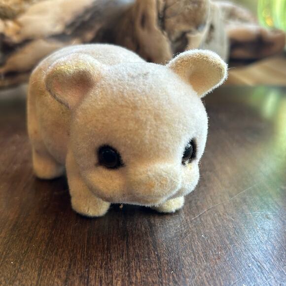 Vintage Japan Josef Originals Flocked Piglet Kitschy Cute Piggy Pig  Cream Color - Picture 2 of 8